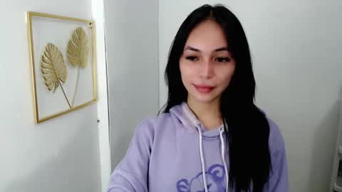 Snapshot of sashifoxdoll_ chatting on 12/01/25, 10:26 Sashi online show from 12/01/25, 10:26