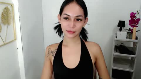 Snapshot of sashifoxdoll_ chatting on 12/03/25, 09:46 Sashi online show from 12/03/25, 09:46