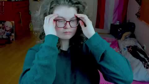 Snapshot of sashy_way chatting on 03/21/26, 04:32 .Alexandra online show from 03/21/26, 04:32