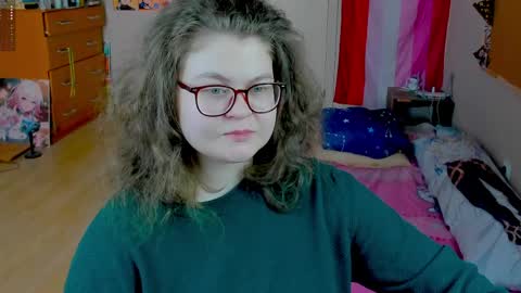 Snapshot of sashy_way chatting on 03/26/26, 10:10 .Alexandra online show from 03/26/26, 10:10