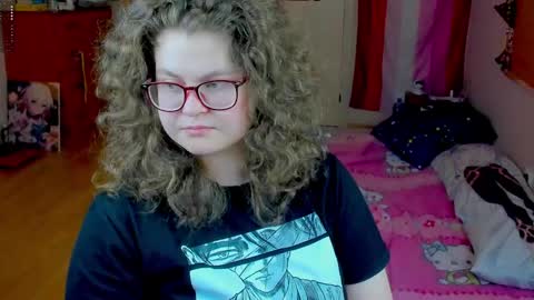 Snapshot of sashy_way chatting on 04/28/26, 04:01 .Alexandra online show from 04/28/26, 04:01