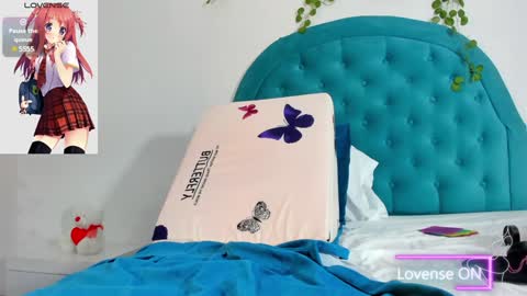 Snapshot of saskia_secret chatting on 02/06/25, 09:28 Samantha online show from 02/06/25, 09:28