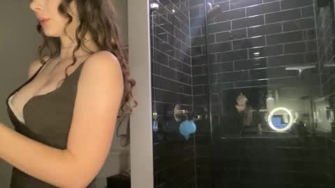 saskia online show from 01/16/26, 09:41