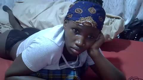 Snapshot of sassybabe20 chatting on 09/21/25, 04:52 sassybabe20 online show from 09/21/25, 04:52