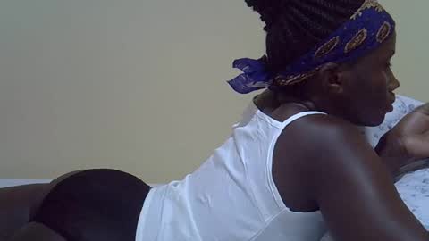 Snapshot of sassybabe20 chatting on 10/02/25, 06:48 sassybabe20 online show from 10/02/25, 06:48