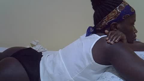 Snapshot of sassybabe20 chatting on 10/03/25, 06:54 sassybabe20 online show from 10/03/25, 06:54