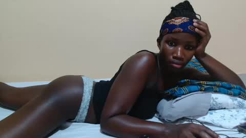 Snapshot of sassybabe20 chatting on 10/05/25, 07:34 sassybabe20 online show from 10/05/25, 07:34