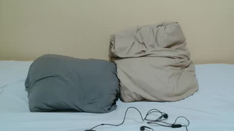 Snapshot of sassybabe20 chatting on 12/05/25, 05:27 sassybabe20 online show from 12/05/25, 05:27