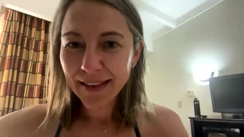 Sassyella online show from 12/06/24, 11:14