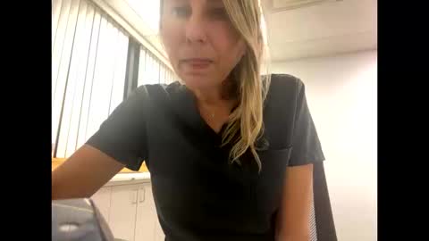 Sassyella online show from 10/13/25, 11:16