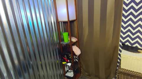 Snapshot of sassylatin45 chatting on 12/22/24, 12:39 sassylatin45 online show from 12/22/24, 12:39