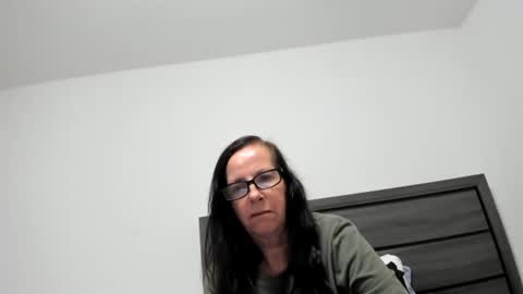 Snapshot of sassypeachgoddess chatting on 10/19/25, 03:40 sassypeachgoddess online show from 10/19/25, 03:40