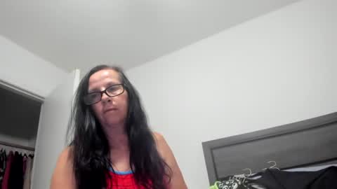 Snapshot of sassypeachgoddess chatting on 10/21/25, 03:18 sassypeachgoddess online show from 10/21/25, 03:18