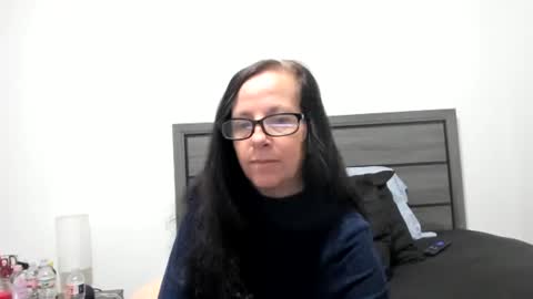 Snapshot of sassypeachgoddess chatting on 10/22/25, 11:54 sassypeachgoddess online show from 10/22/25, 11:54