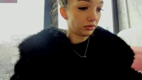 Snapshot of sassyt33n chatting on 01/15/25, 10:27 sassyt33n online show from 01/15/25, 10:27