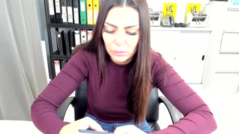 sassytiff online show from 11/18/25, 01:48