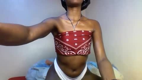 Snapshot of sasy_tina chatting on 03/04/26, 01:06 Tina online show from 03/04/26, 01:06