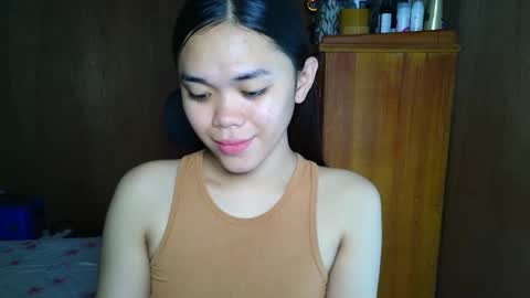 saszzyyumiie online show from 11/24/25, 12:43