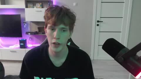 Snapshot of sat1sfaction chatting on 03/15/26, 08:15 Kristof online show from 03/15/26, 08:15