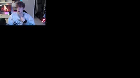 Snapshot of sat1sfaction chatting on 04/10/26, 09:08 Kristof online show from 04/10/26, 09:08