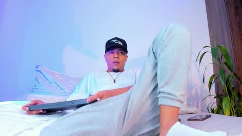     online show from 03/04/26, 05:24