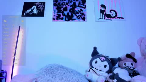 Snapshot of satanbabee_ chatting on 05/16/26, 01:02 im expecting 300 thumbs up on my altar online show from 05/16/26, 01:02