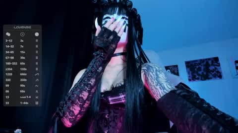 Snapshot of satanbabee_ chatting on 06/06/26, 12:16 im expecting 300 thumbs up on my altar online show from 06/06/26, 12:16