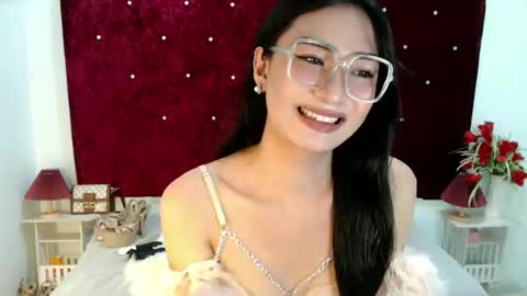 Snapshot of satiable_sashax chatting on 09/30/25, 01:54 Sasha online show from 09/30/25, 01:54
