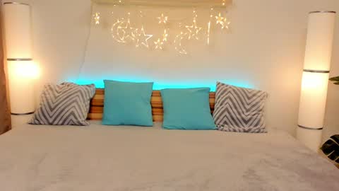 Sati online show from 02/06/25, 11:04