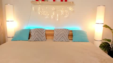 Sati online show from 09/10/25, 08:14