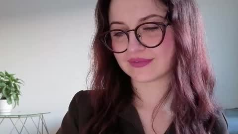 Snapshot of satin_sin chatting on 04/11/26, 05:28 Lori online show from 04/11/26, 05:28