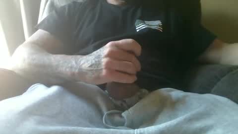 satinpantys online show from 11/22/25, 07:35