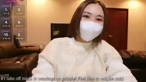 Snapshot of satomi_japan chatting on 02/19/25, 12:22 CEO Satomi -Japan- online show from 02/19/25, 12:22