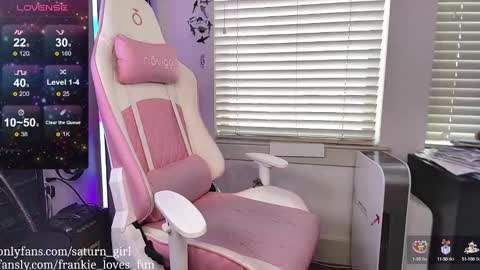 Snapshot of saturnine_princess chatting on 09/08/25, 07:46 Saturn Girl online show from 09/08/25, 07:46