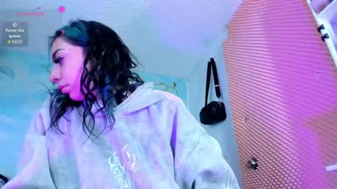 Snapshot of saturno_stone chatting on 06/15/26, 09:00 Saturnooo online show from 06/15/26, 09:00