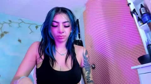 Snapshot of saturno_stone chatting on 06/20/26, 05:32 Saturnooo online show from 06/20/26, 05:32