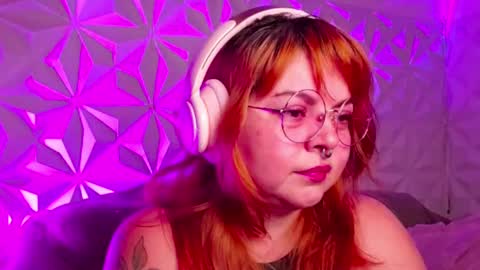 Gina George online show from 09/15/25, 10:43