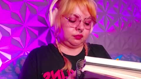 Gina George online show from 09/24/25, 12:47