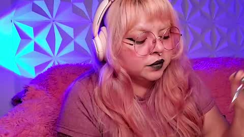 Snapshot of satyn_doll chatting on 05/06/26, 01:14 Gina George online show from 05/06/26, 01:14
