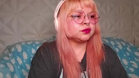 Snapshot of satyn_doll chatting on 05/09/26, 12:49 Gina George online show from 05/09/26, 12:49