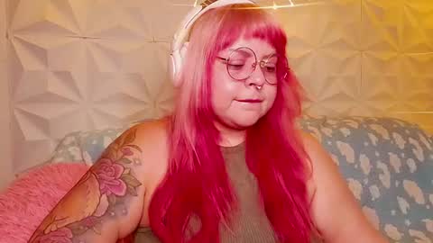 Snapshot of satyn_doll chatting on 06/21/26, 10:45 Gina George online show from 06/21/26, 10:45