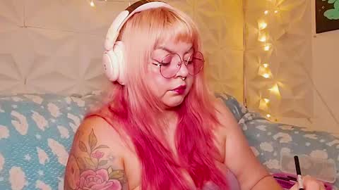 Snapshot of satyn_doll chatting on 06/30/26, 01:06 Gina George online show from 06/30/26, 01:06