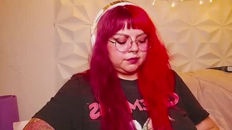 Snapshot of satyn_doll chatting on 07/17/26, 12:28 Gina George online show from 07/17/26, 12:28