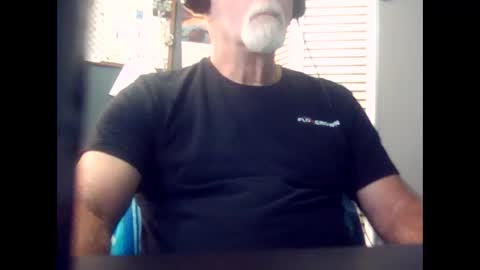 satyr64 online show from 11/18/25, 06:45