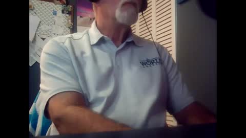 satyr64 online show from 12/17/25, 06:36