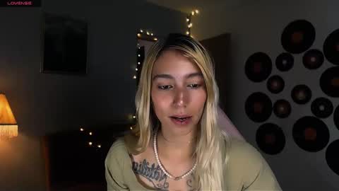 I AM JENN  online show from 03/01/25, 02:15