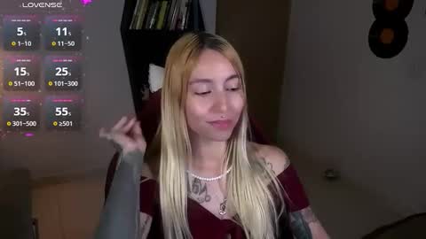 I AM JENN  online show from 10/25/25, 04:09