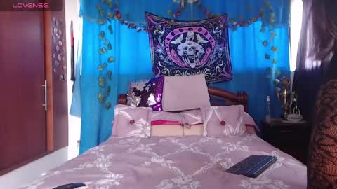 Zaren online show from 01/07/25, 08:10