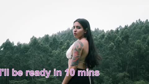 Snapshot of saucy_zaren chatting on 05/23/26, 08:35 Zaren online show from 05/23/26, 08:35