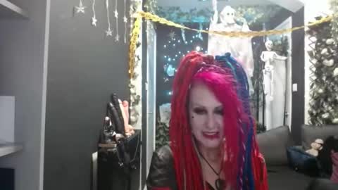 SaucySky online show from 10/27/25, 09:52